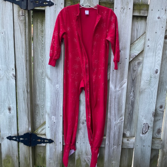 XHILERATION Fleece Onesie Body Suit Red with Snowflakes - Picture 4 of 7
